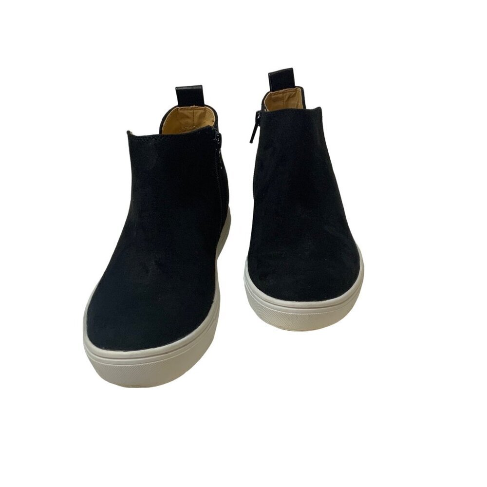 Womens Size 6 Sun + Stone Black Suede Comfort slide on rubber sole shoe